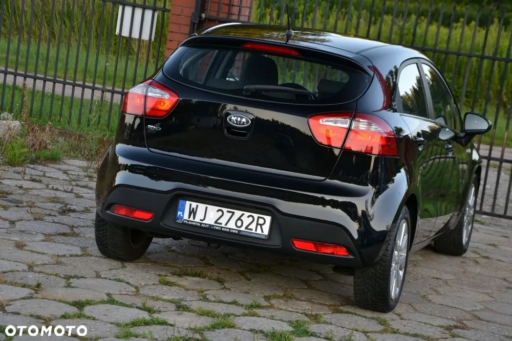 Kia Rio 1.4 Dream-Team Edition - 12