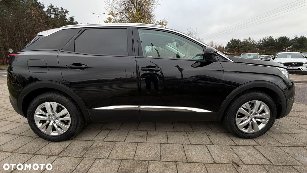 Peugeot 3008 1.2 PureTech Allure - 4
