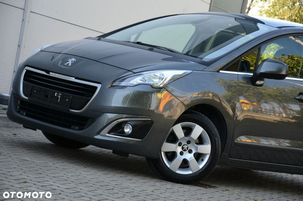 Peugeot 5008 - 4