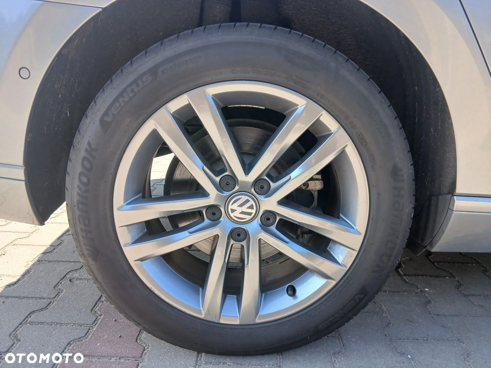 Volkswagen Passat 2.0 TDI SCR DSG Trendline - 11