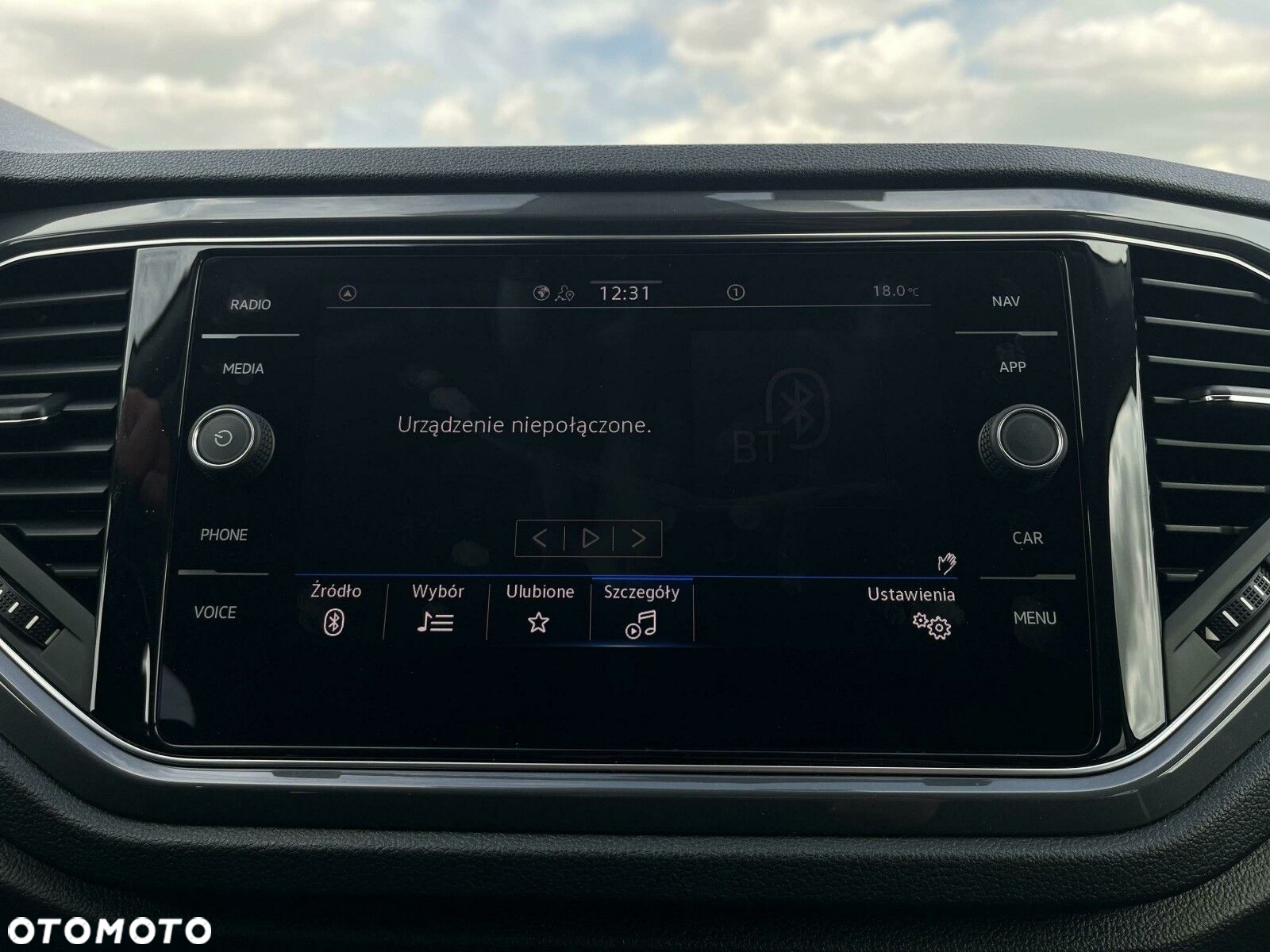 Volkswagen T-Roc - 20
