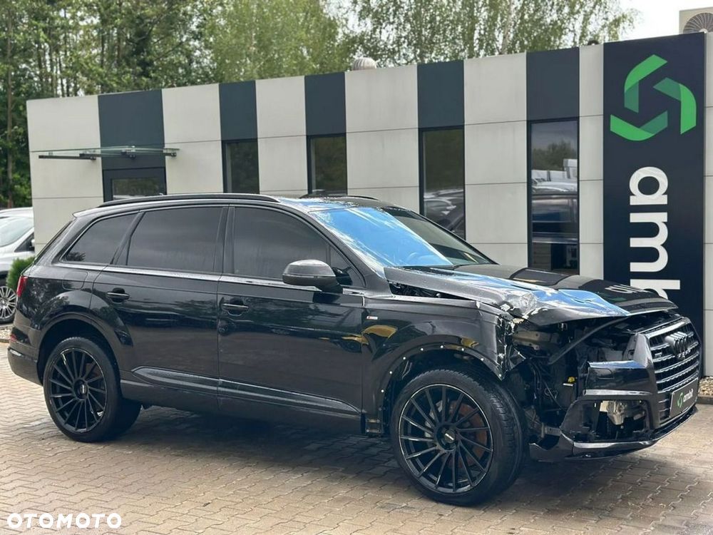 Audi Q7 - 1