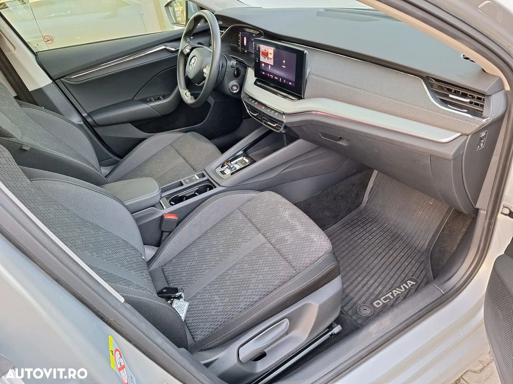 Skoda Octavia 2.0 TDI DSG Style - 13
