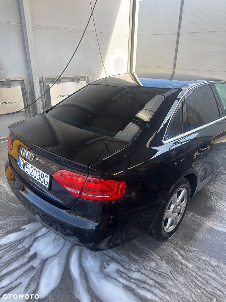 Audi A4 Limousine 2.0 TDI - 8