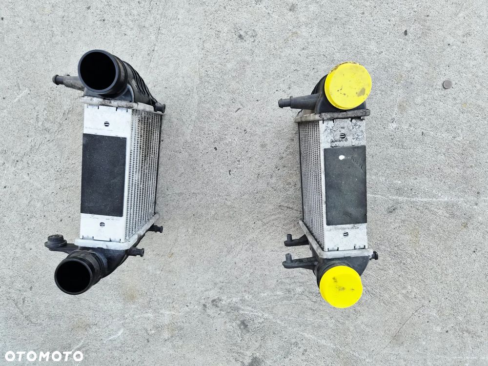 Chłodnica Powietrza Intercooler Prawy Prawa 8E0145806Q Audi A4 B7 Seat Exeo - 1