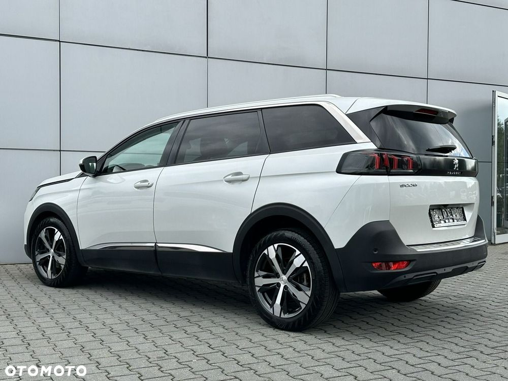 Peugeot 5008 - 9