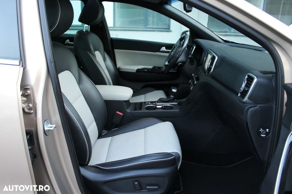 Kia Sportage 2,0 CRDI AWD Aut. GT Line - 11