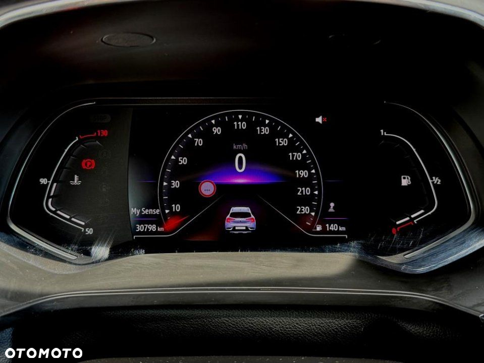 Renault Captur - 13