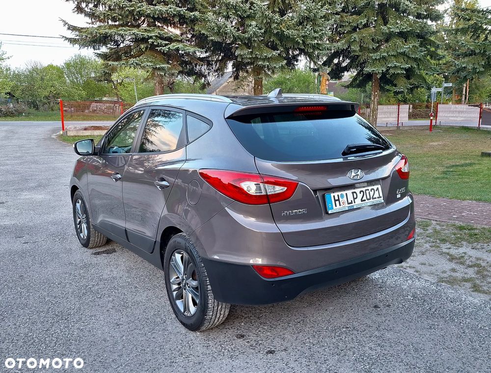 Hyundai ix35 1.6 2WD Fifa World Cup Edition - 24
