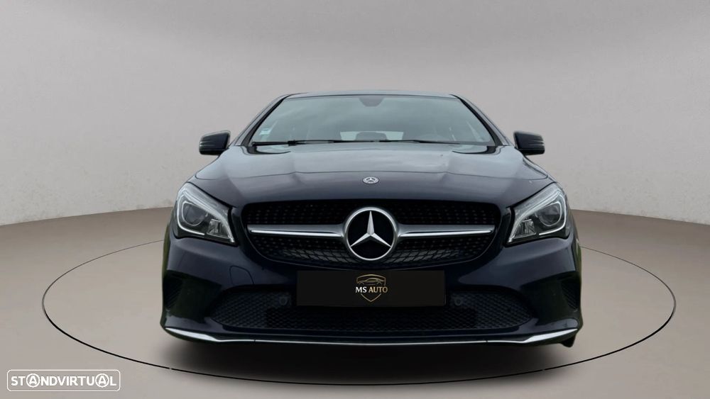 Mercedes-Benz CLA 200 - 4