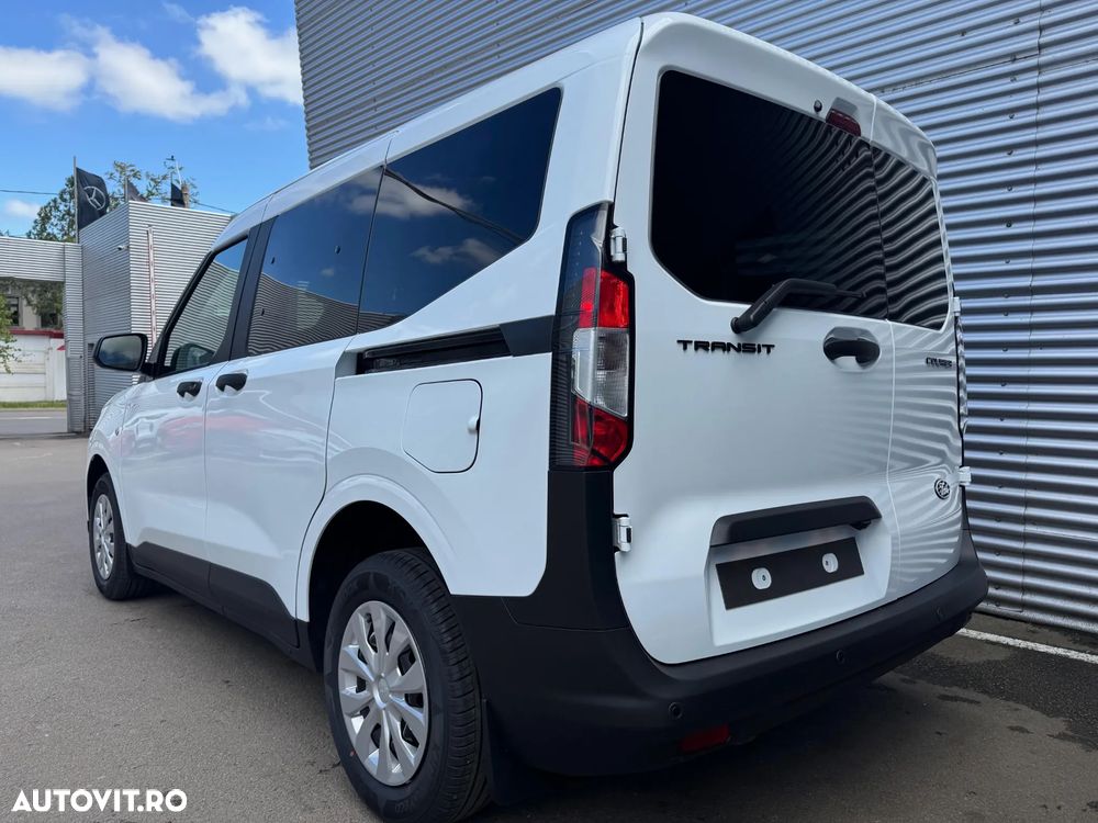 Ford Courier - 16