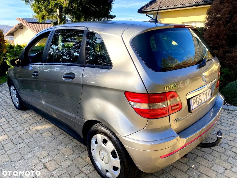 Mercedes-Benz Klasa B - 23