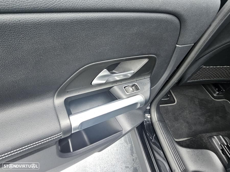 Mercedes-Benz EQB 250 Progressive - 17