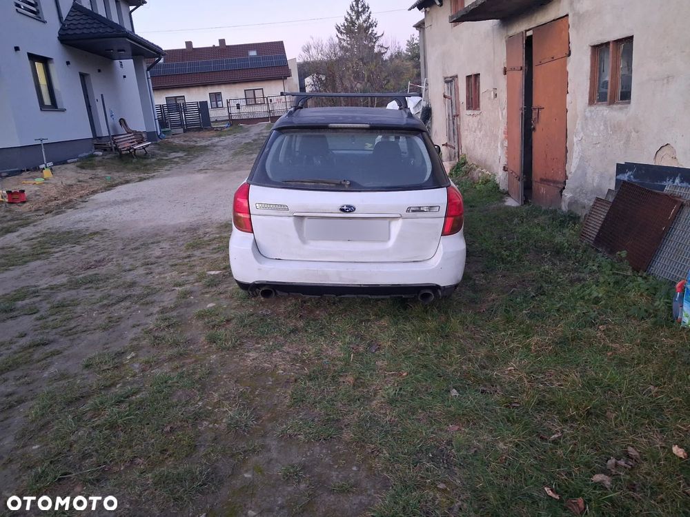 Subaru Outback - 4