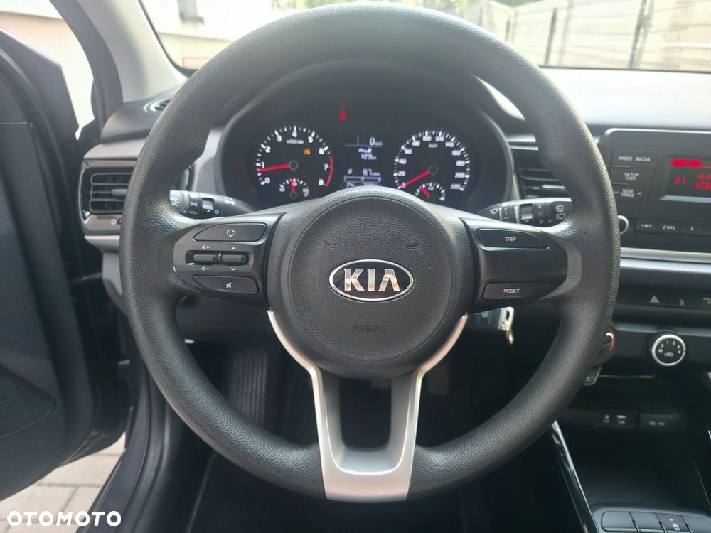 Kia Rio - 18