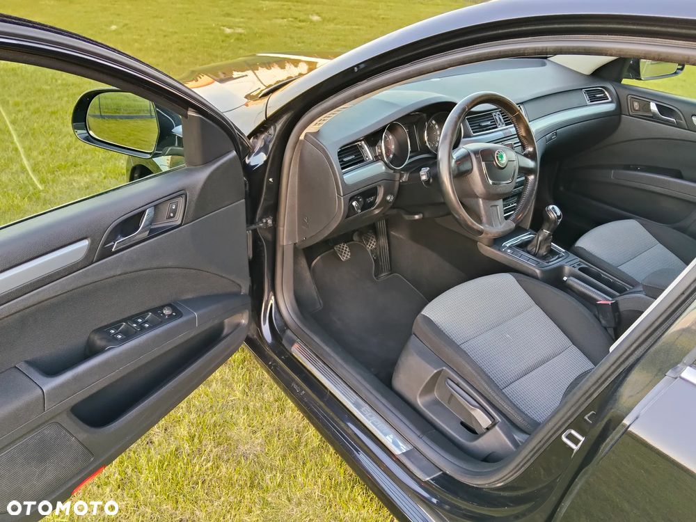 Skoda Superb 1.8 TSI Comfort - 14