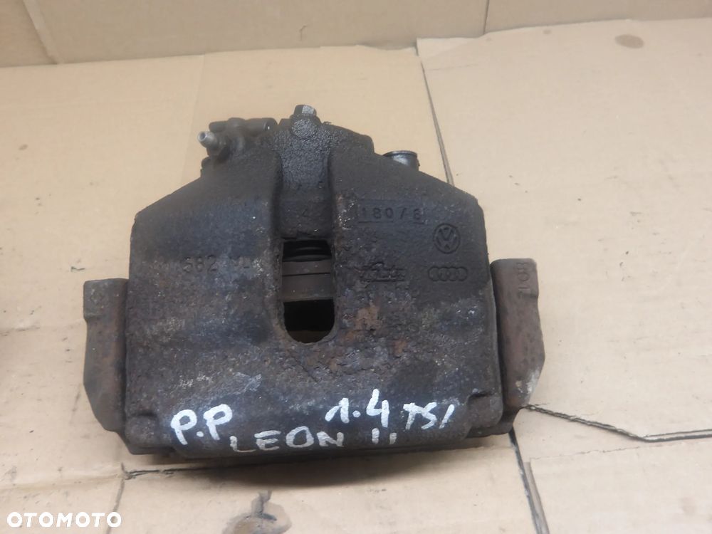 SEAT LEON II 05-09 1.4TSI ZACISK HAMULCOWY PRAWY LEWY PRZEDNI PRZÓD - 6