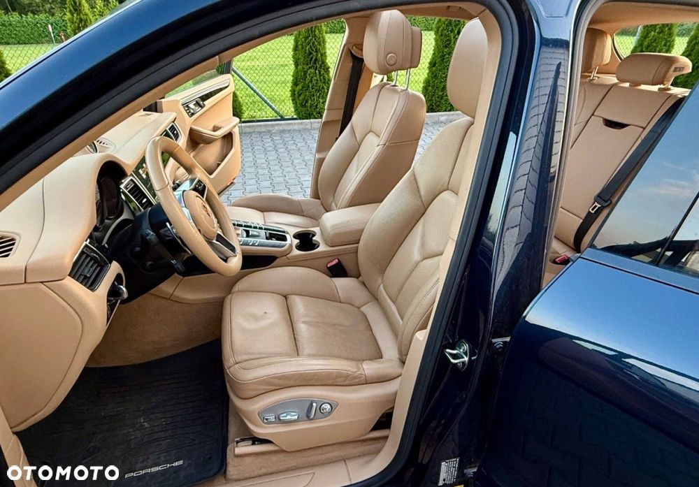 Porsche Macan - 19