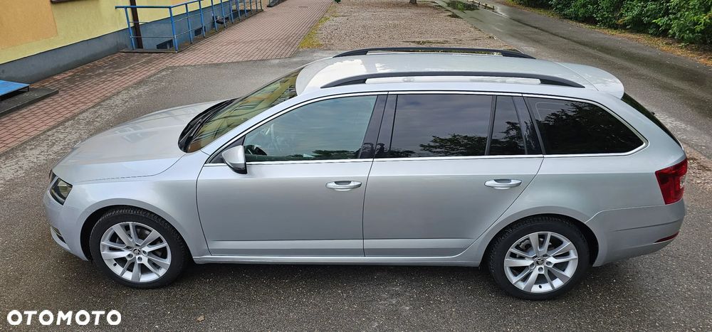 Skoda Octavia 2.0 TDI Style DSG - 32
