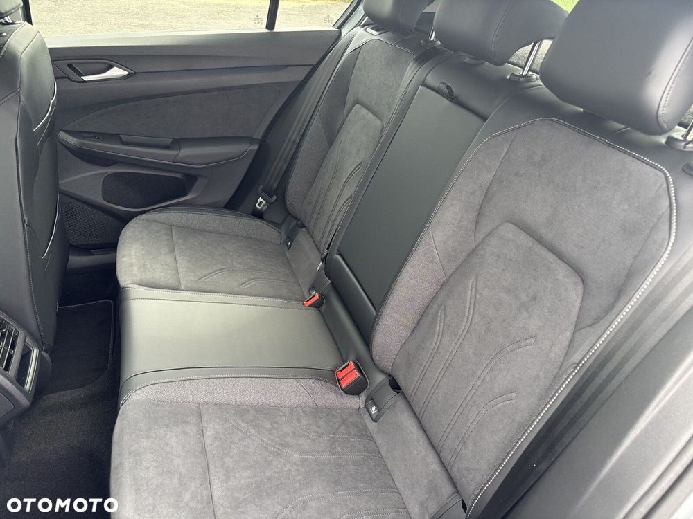 Volkswagen Golf - 21