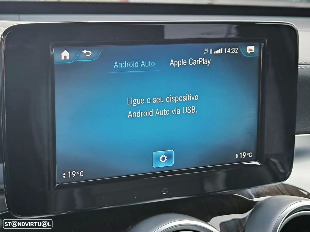 Mercedes-Benz GLC 300 e 4Matic - 29