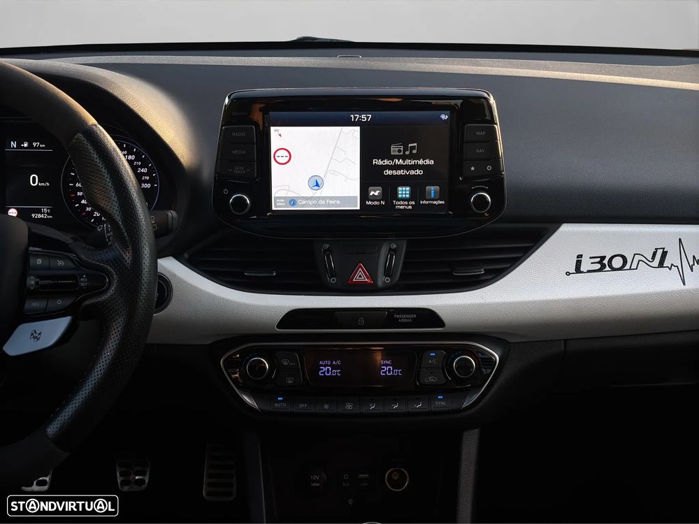 Hyundai i30 N 2.0 T-GDi Pack Performance - 16