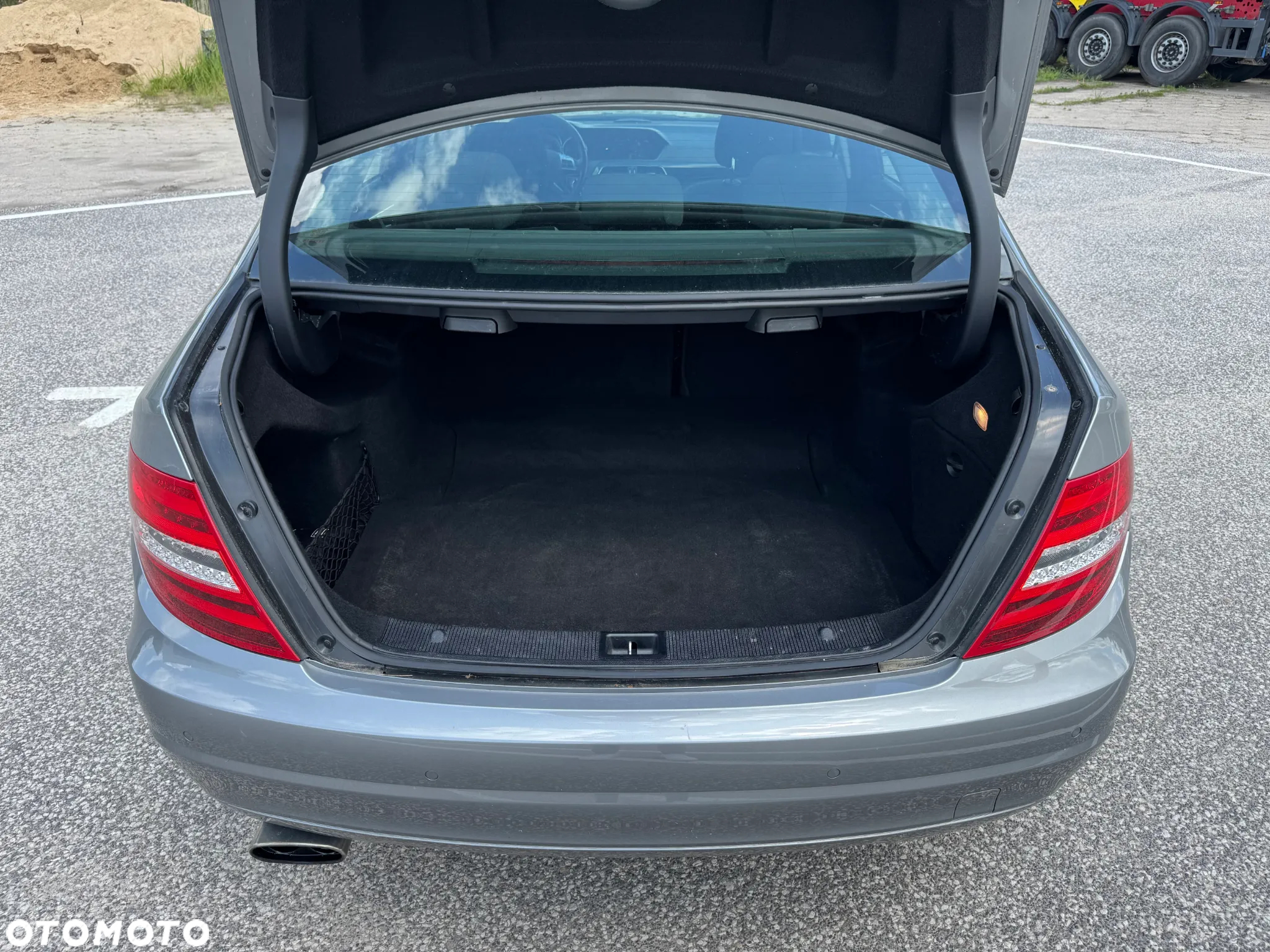 Mercedes-Benz Klasa C 180 BlueEFFICIENCY Elegance - 7