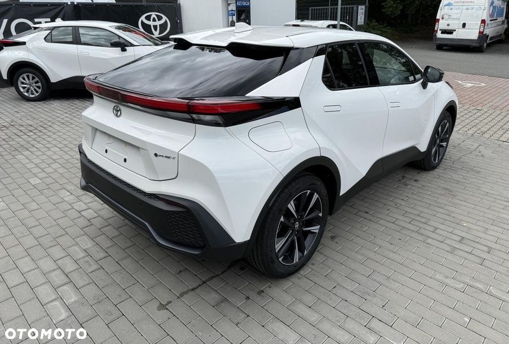 Toyota C-Hr 2026 photo 4