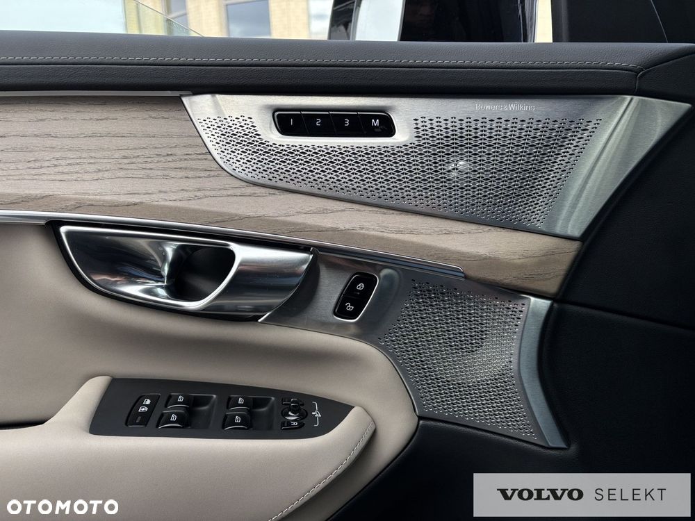 Volvo XC 90 - 21