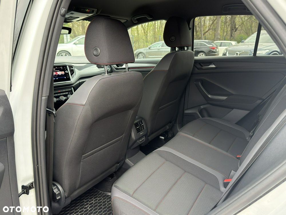 Volkswagen T-Roc - 14