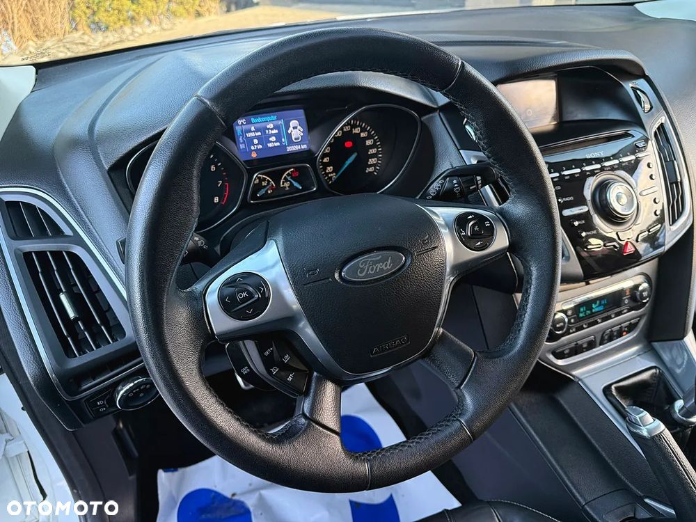 Ford Focus 1.6 EcoBoost Start-Stopp-System Titanium - 24
