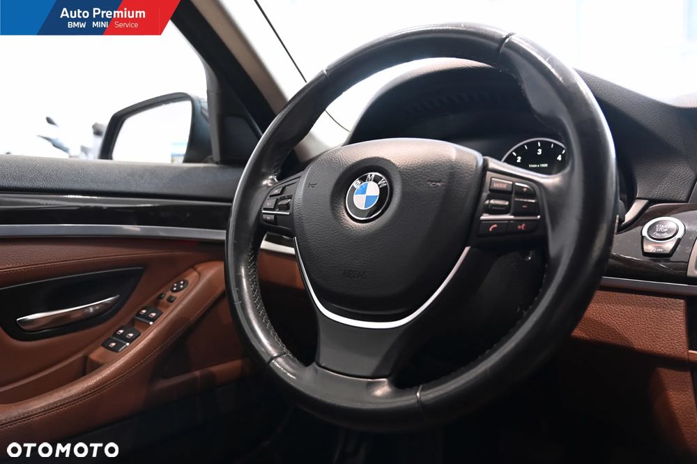 BMW Seria 5 520d - 19