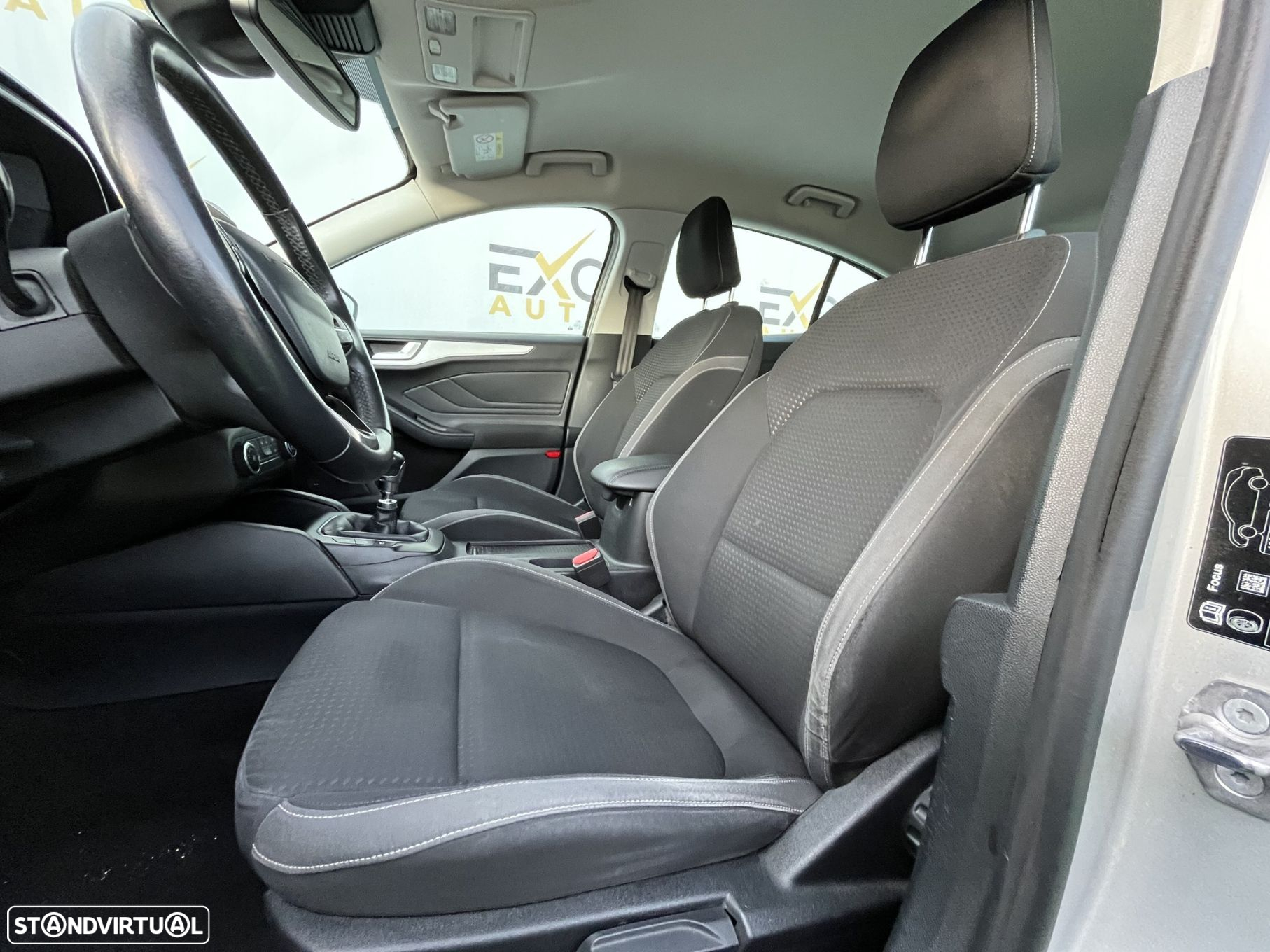 Ford Focus 1.5 TDCi EcoBlue Titanium - 13