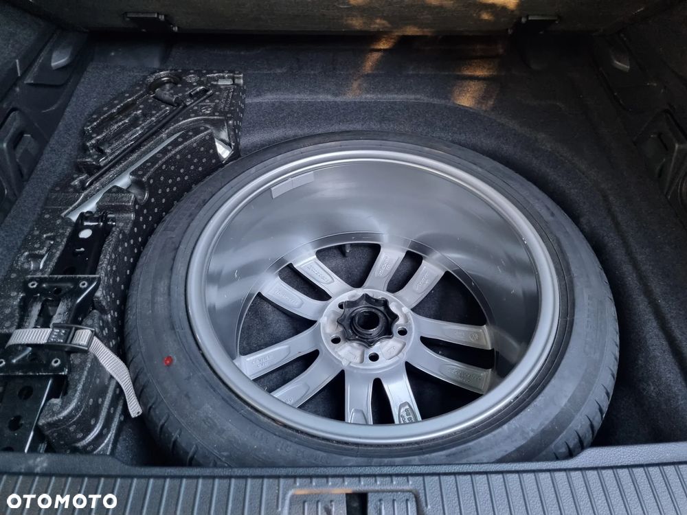 Volkswagen Passat 2.0 TDI 4Mot Elegance DSG - 32
