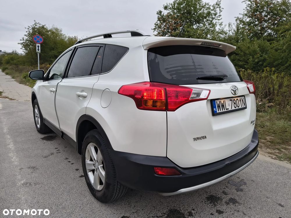 Toyota RAV4 - 5