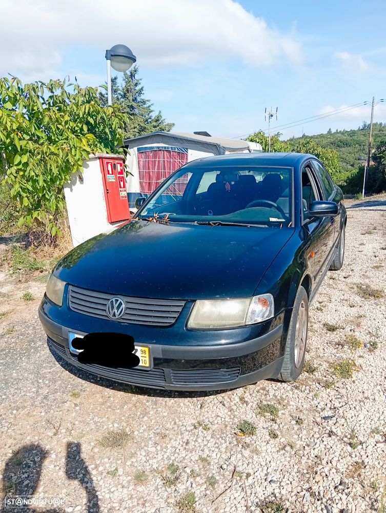 VW Passat 1.9 TDi Confortline - 4
