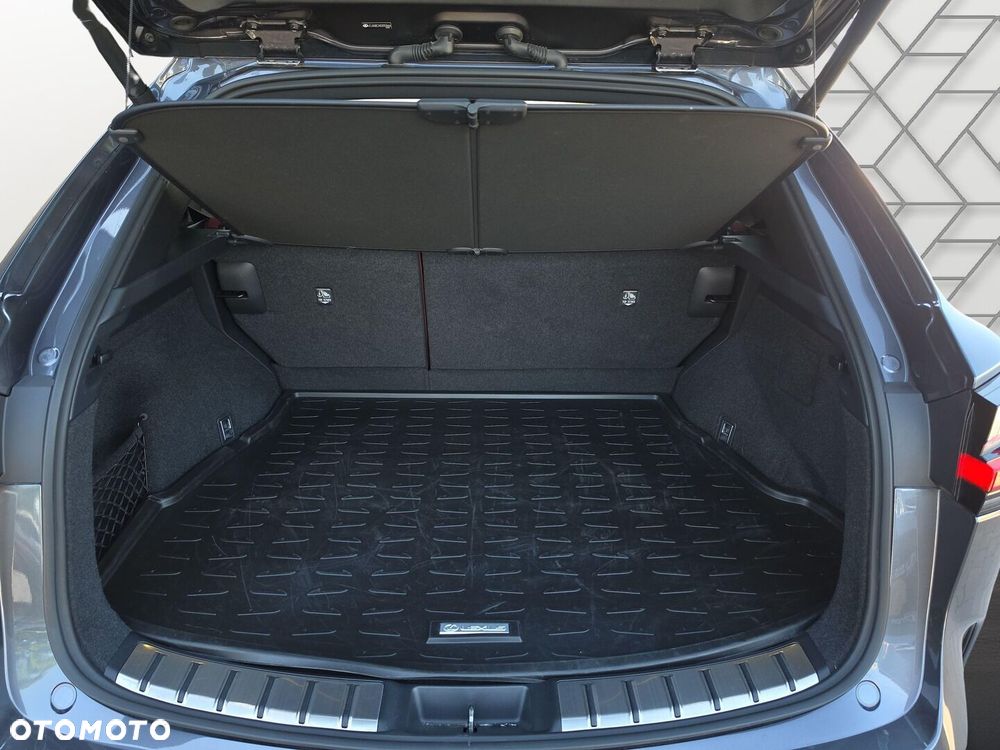 Lexus NX 350h Prestige AWD - 28