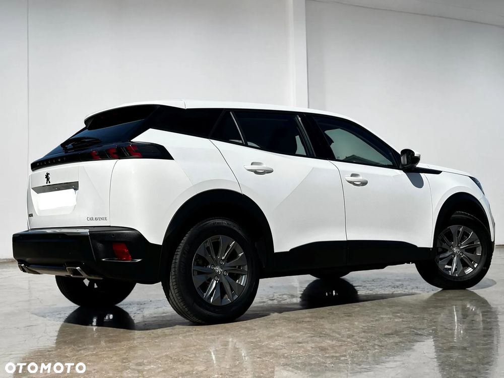 Peugeot 2008 PureTech 130 EAT8 Allure - 17