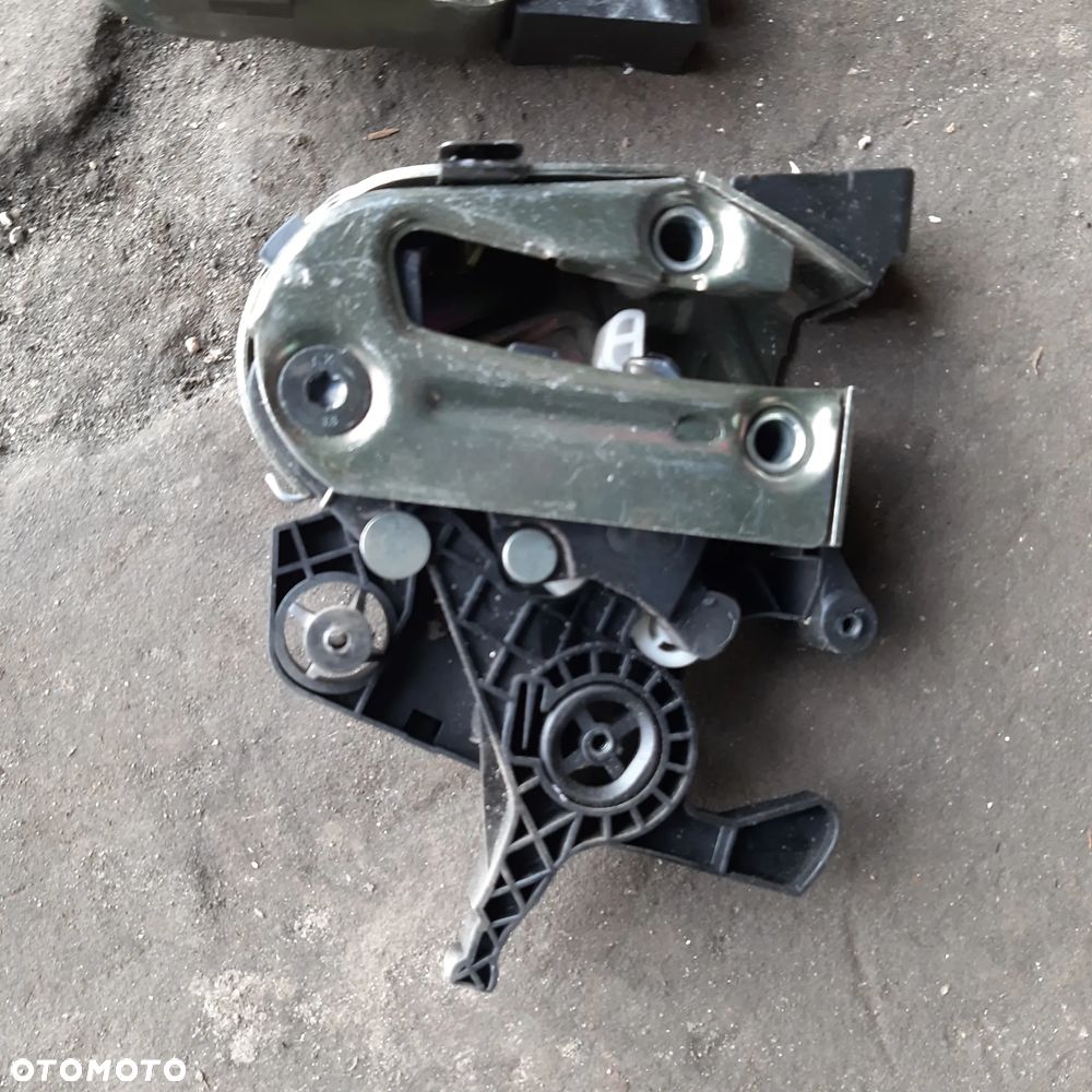 Zamwk Oparcia Kanapy Lewy Lub Prawy Volvo V70 II - 3