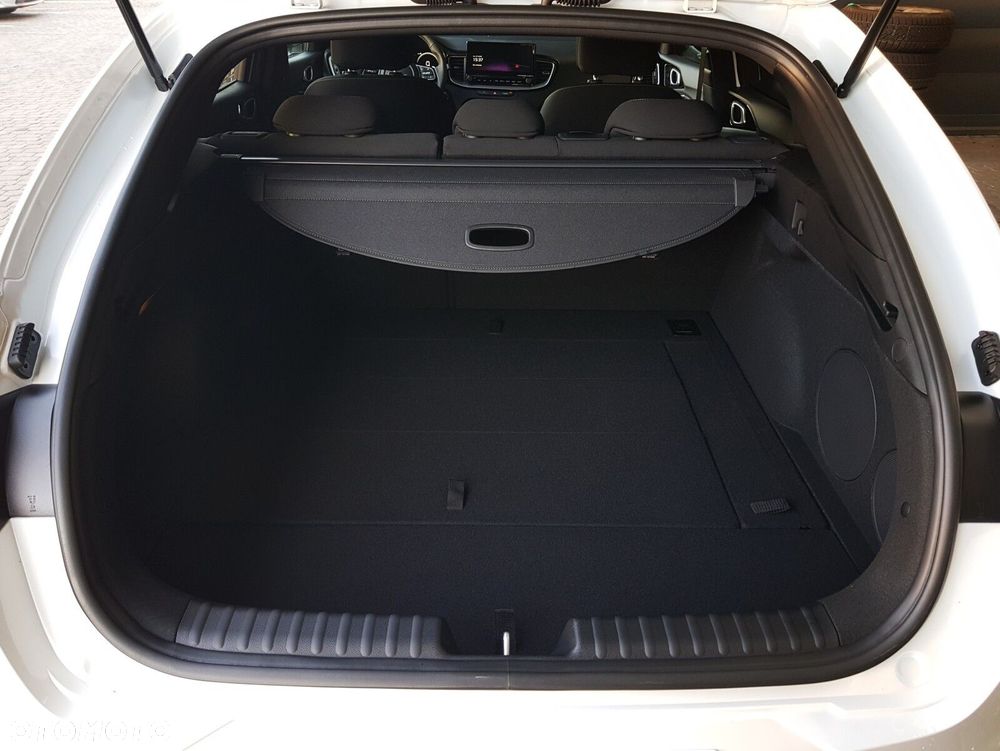 Kia ProCeed 1.5 T-GDI GT Line DCT - 26