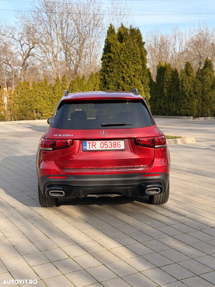 Mercedes-Benz GLB ver-200-d-aut- - 4