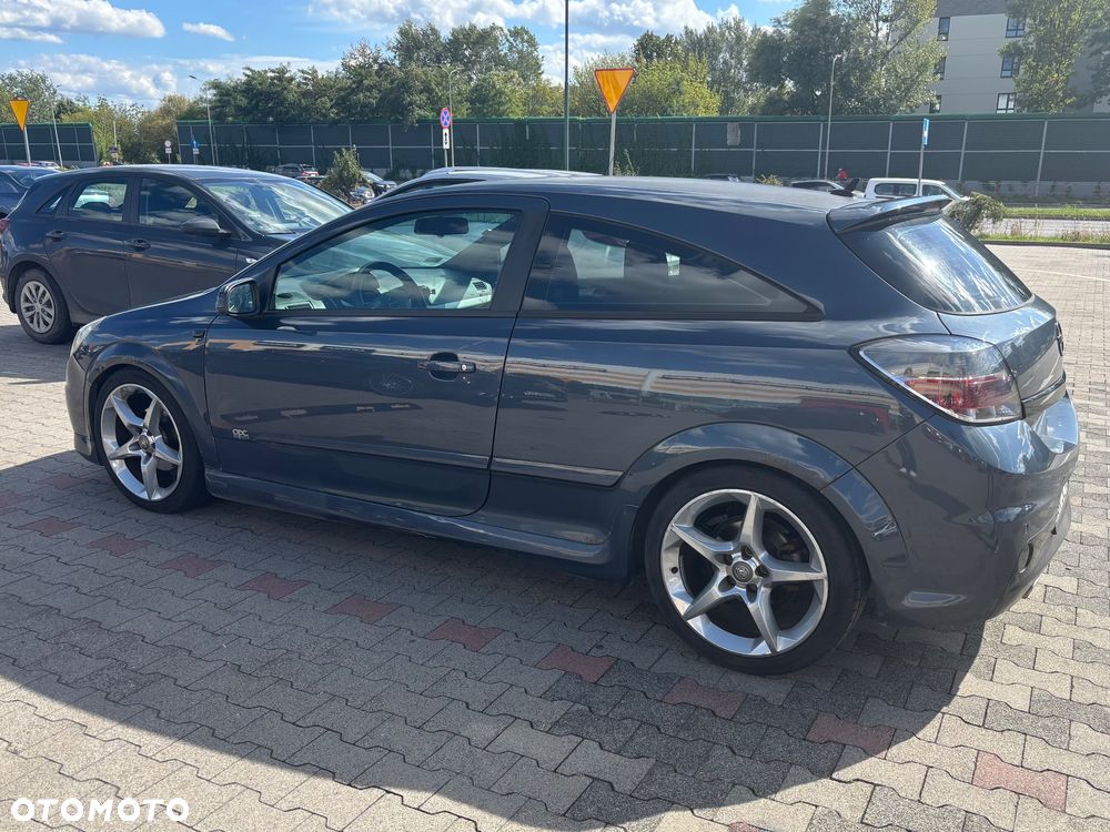 Opel Astra 1.8 Sport - 1