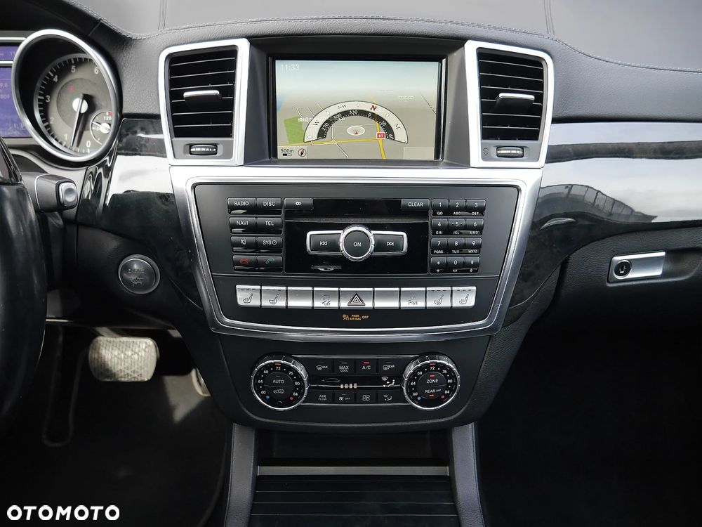 Mercedes-Benz GL 500 4-Matic - 16