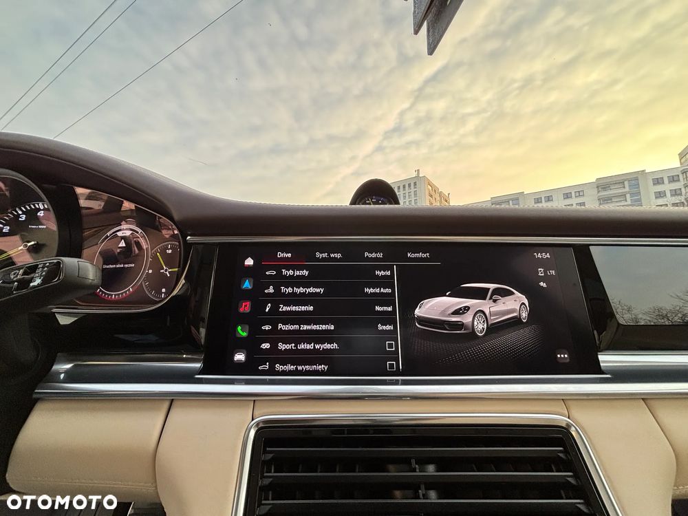 Porsche Panamera 4 E-Hybrid Executive - 27