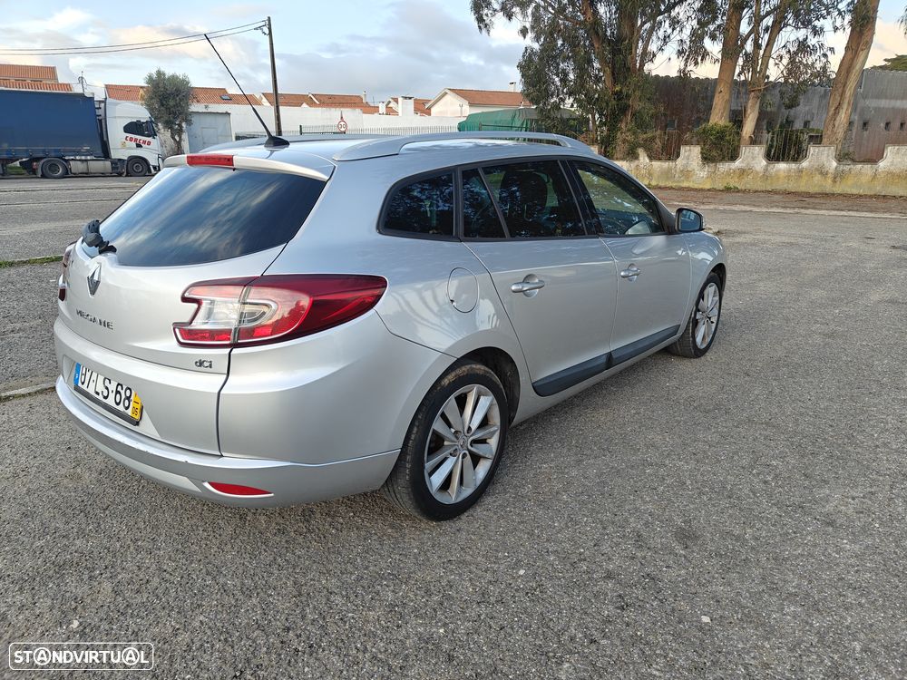 Renault Mégane Sport Tourer 1.5 dCi Dynamique S CO2 Champion - 3