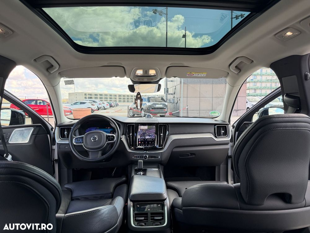 Volvo XC 60 B4 MHEV AWD R-Design - 5