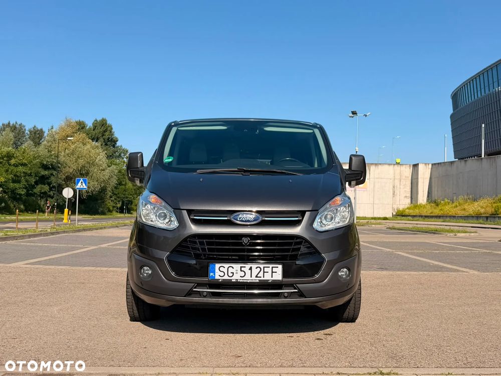 Ford Tourneo Custom 310 L2H1 VA Titanium - 24