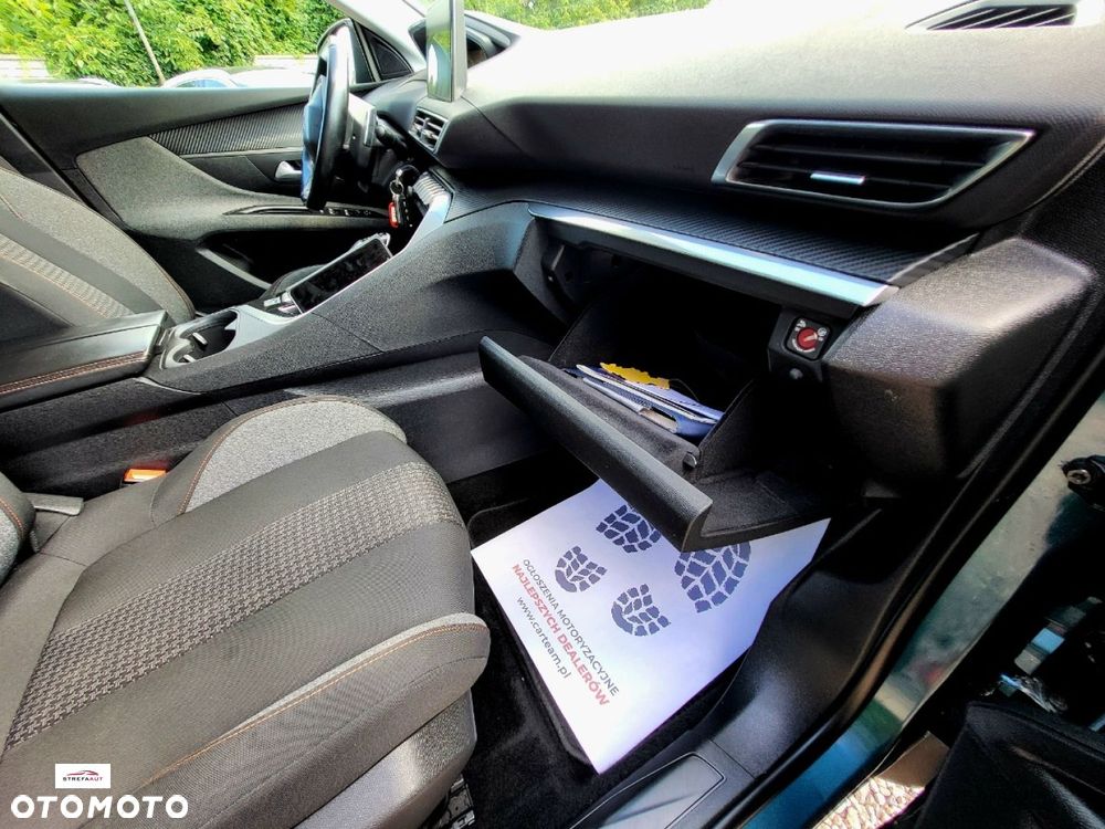 Peugeot 5008 - 28