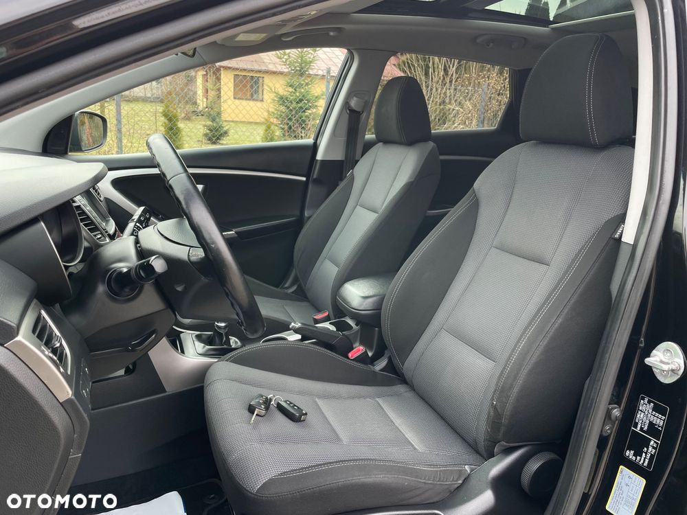 Hyundai i30 1.6 CRDi Premium - 5