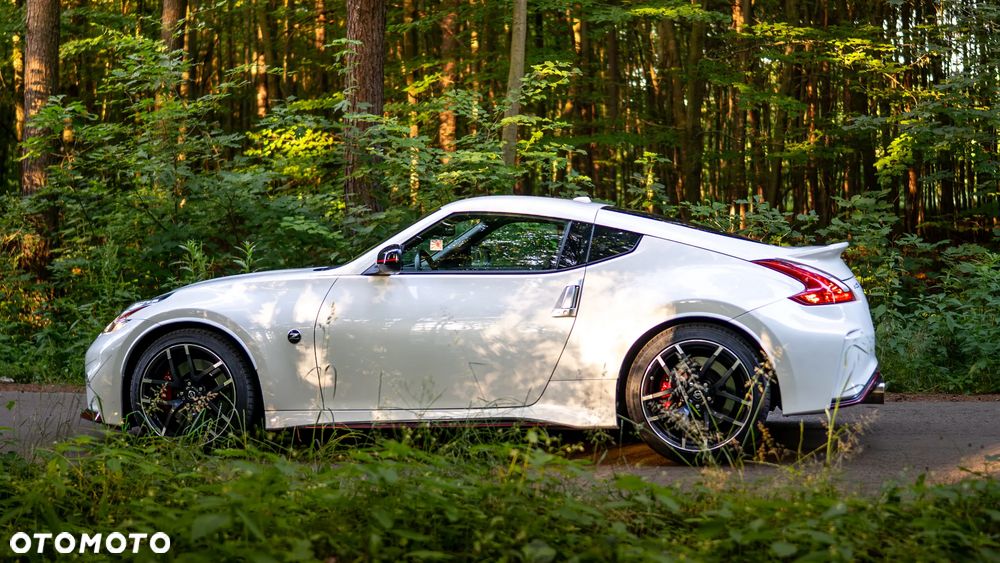 Nissan 370 Z 3.7 V6 Nismo - 4